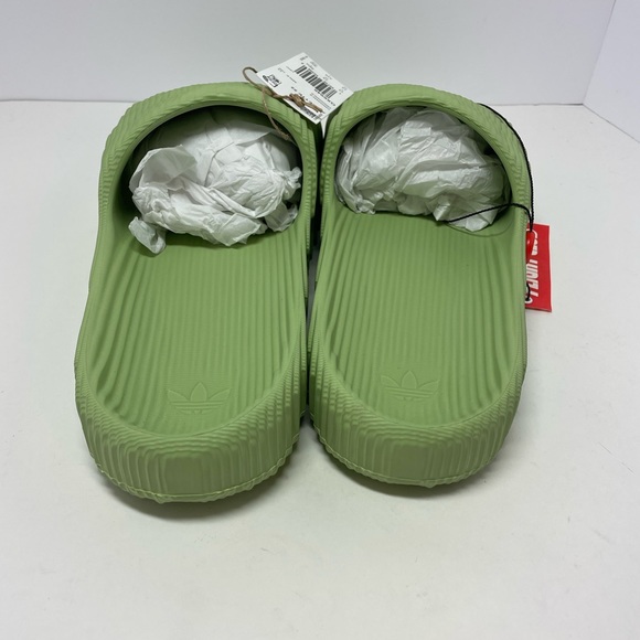 New Men’s  Adidas Adilette 22 Magic Lime Slide Sandals Size 13 main image 5